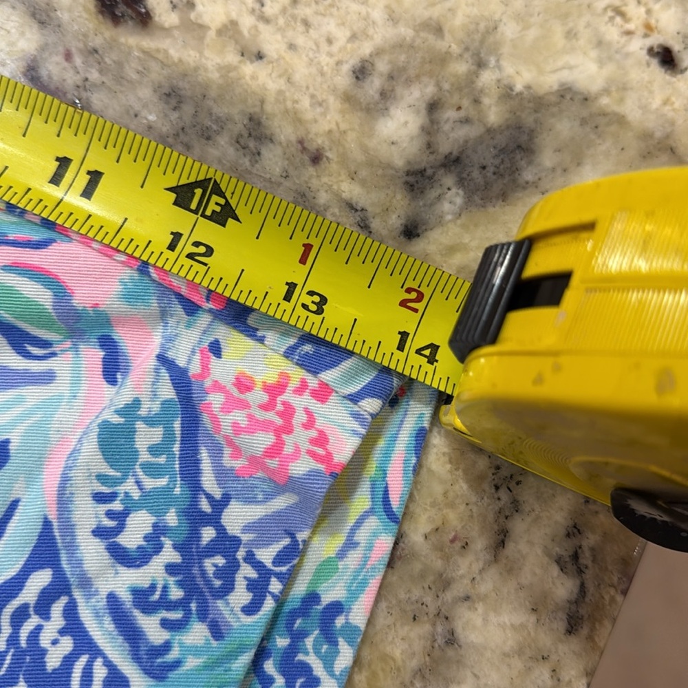 Lilly Pulitzer 5” Callahan shorts - Picture 10 of 10
